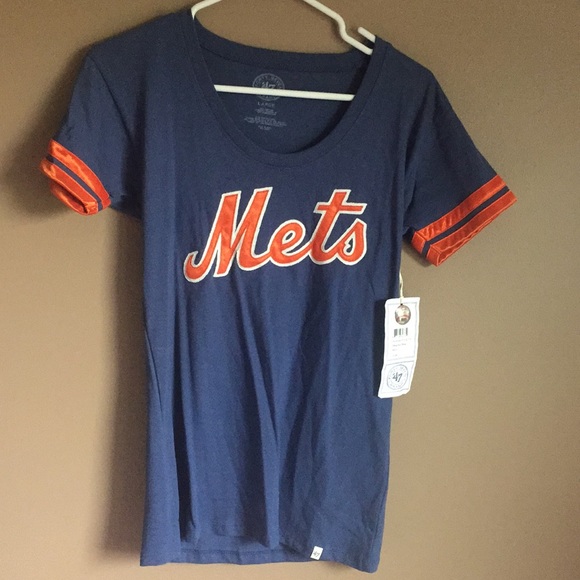 47 Tops - NWT Women’s Large New York Mets Fitted T-Shirt